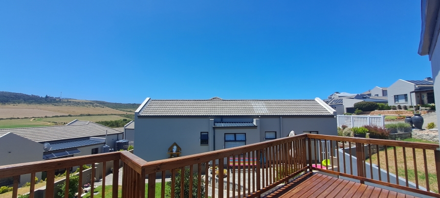 3 Bedroom Property for Sale in Reebok Western Cape